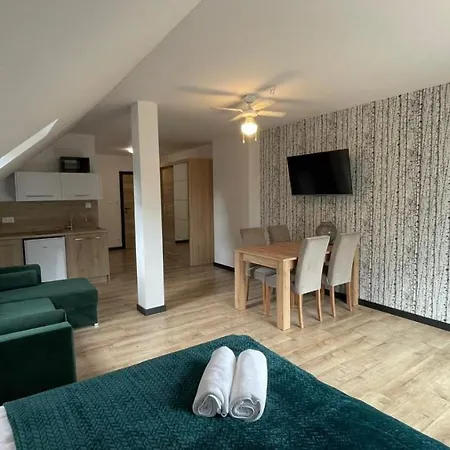 Marina Park Apartment *